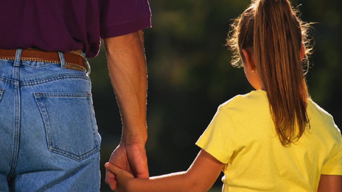 familie-monoparentala_42325500