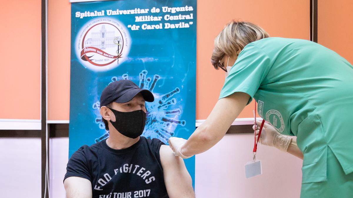 florin_citu_tricou_foo_fighters_gov_71974900