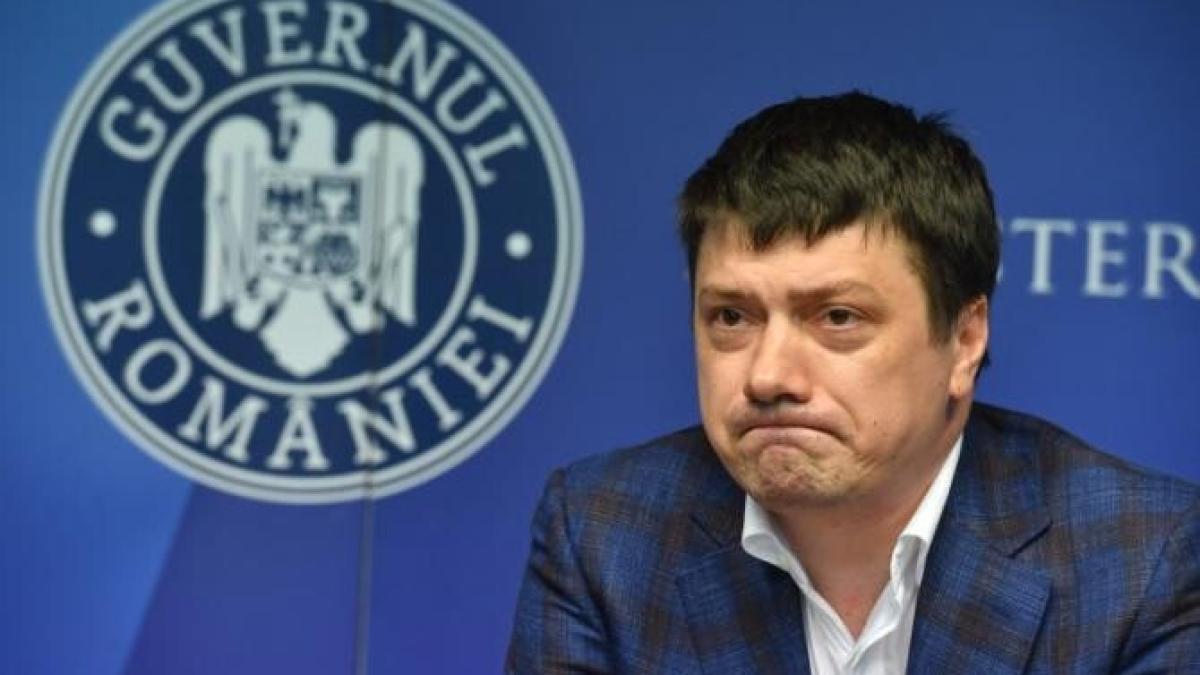 constantin-brancusi--145-de-ani--vulpescu-batalia-in-postari-si-prc-23--prc-e2prc-80prc-9dbrancusi-e-al-tauprc-e2prc-80prc-9d--doar-un-mit--la-cum-ne-comportam--e-al-nimanui_27180400