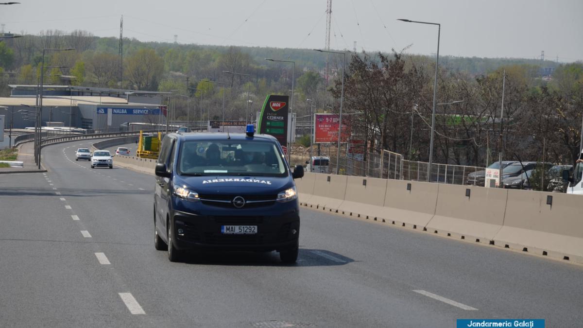 jandarmerie_galati_interventii_scandal_familie_fb_16828900