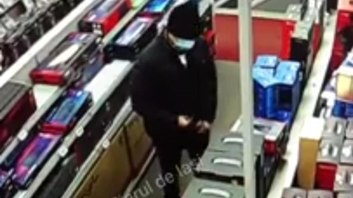 student-drept-furt-magazin-iasi_60149900