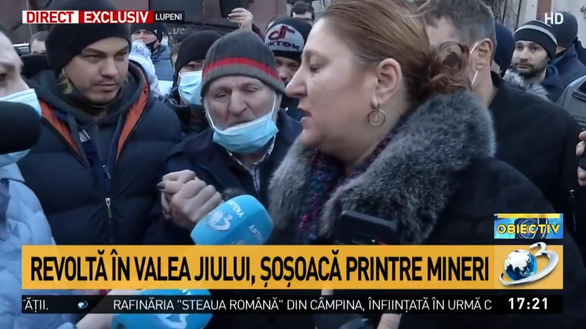 sosoaca-printre-mineri_78935100