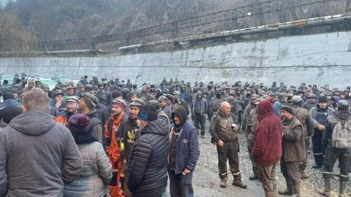 proteste_valea_jiului_22795300