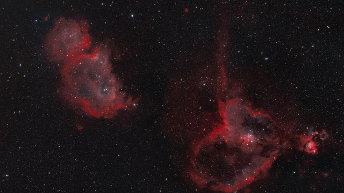 nebula-5918125_640_16316700