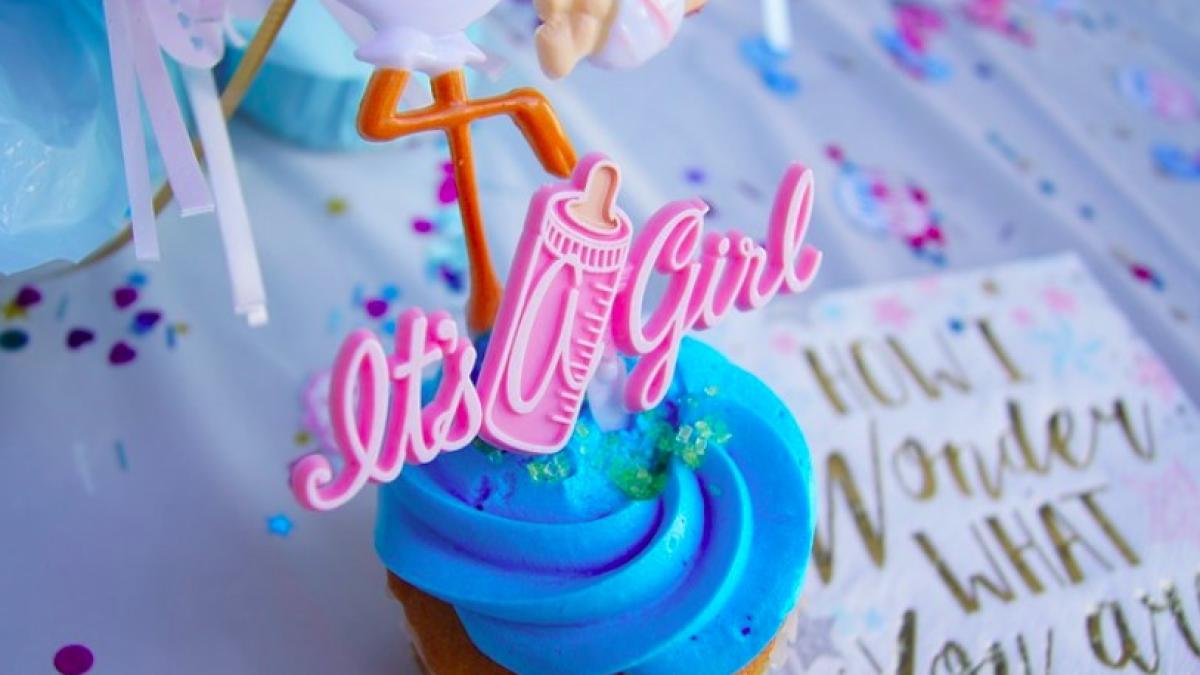 petrecere_dezvaluire_gen_pixabay_20951600