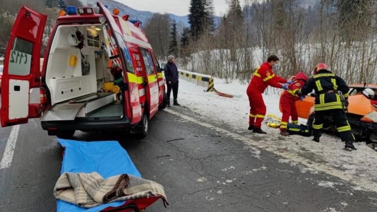 accident-grav-iprc-ccprc-82n-brasprc-ccprc-a6ov--trei-masprc-ccprc-a6ini-implicate--patru-victime_60000300