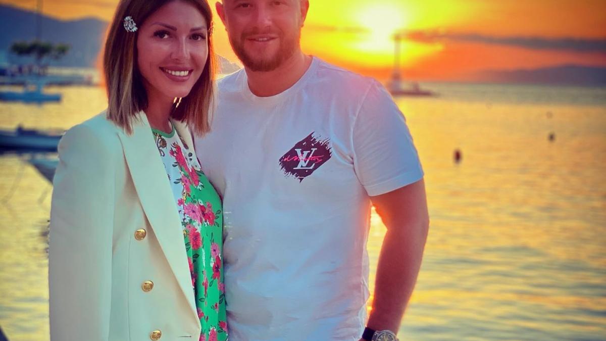 ilinca-vandici--prima-intalnire-cu-sotul-ei-m-a-dus-la-manastire-si-mi-a-spus-ca-voi-fi-sotia-si-mama-copiilor-lui_22996400