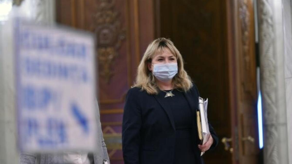 buget-2021--anca-dragu-eu-as-evita-cuvantul-austeritate--sunt-cresteri-de-venituri_00117200