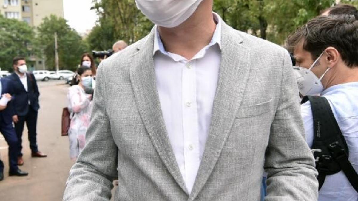 copii-omoraprc-ccprc-82tprc-ccprc-a6i-pe-trotuar--radu-mihaiu---eu-sprc-ccprc-a6i-birocratprc-ccprc-a6ia-romaprc-ccprc-82naprc-ccprc-86-suntem-vinovatprc-ccprc-a6i-pentru-moartea-acestor-fete_02887600