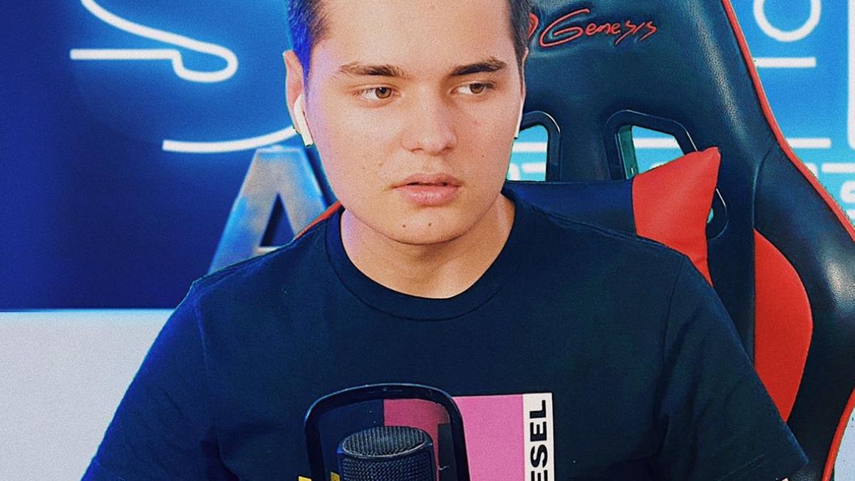 selly--amendat-dupa-petrecerea-de-ziua-lui--s-a-lasat-cu-amenzi-de-15-000-de-lei_52398400