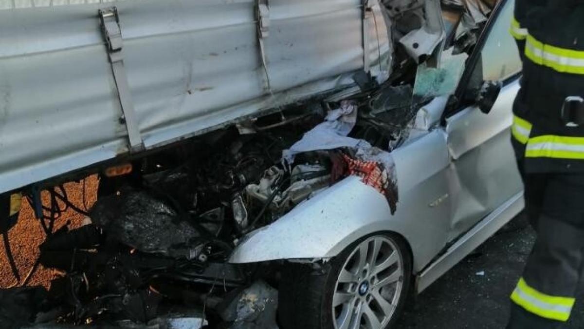 accident-grav-pe-autostrada-a1--sprc-ccprc-a6ofer-mort-dupaprc-ccprc-86-ce-a-intrat-cu-masprc-ccprc-a6ina-sub-un-tir_05887100