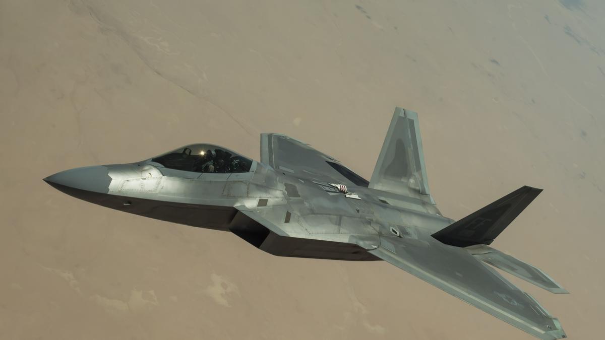 baza-a-sua-din-irak-lovita-de-rachete_40350200