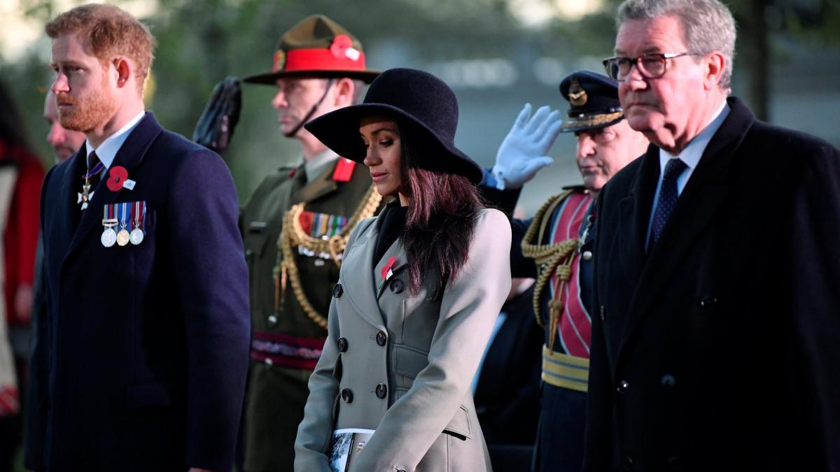 meghan-markle--acuzatii-la-adresa-palatului-buckingham-joaca-un-rol-activ-in-raspandirea-minciunilor-despre-noi_40103300