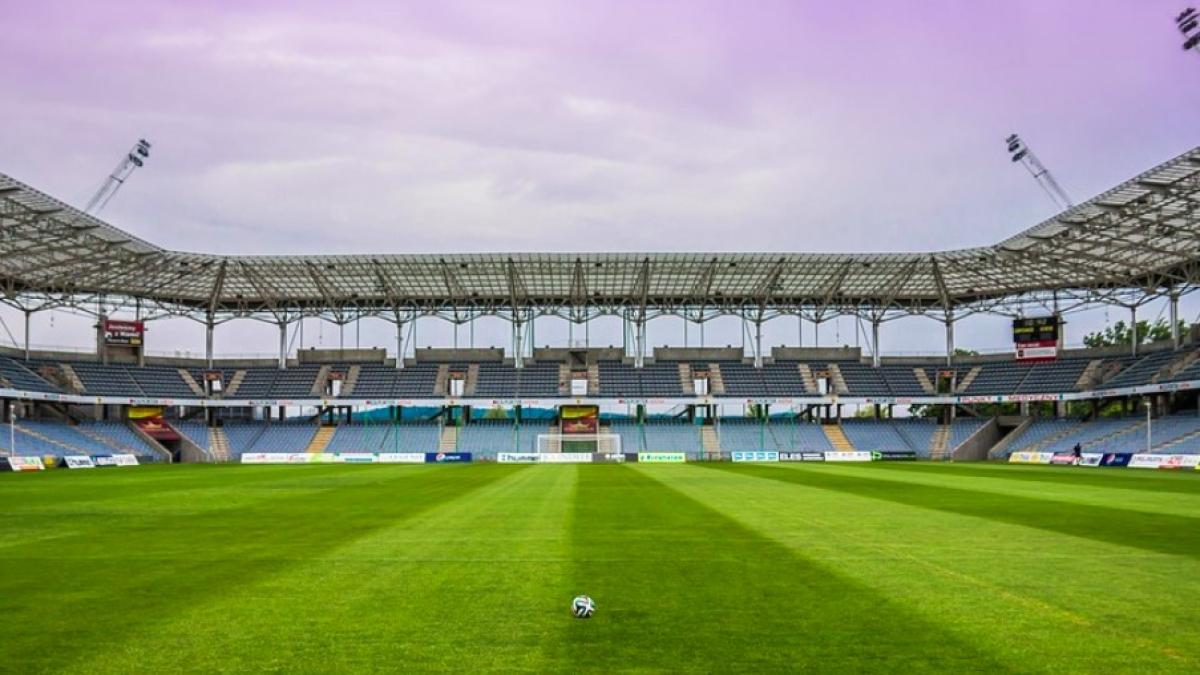 fotbal_legea_hentului_se_schimba_ifab_11700200