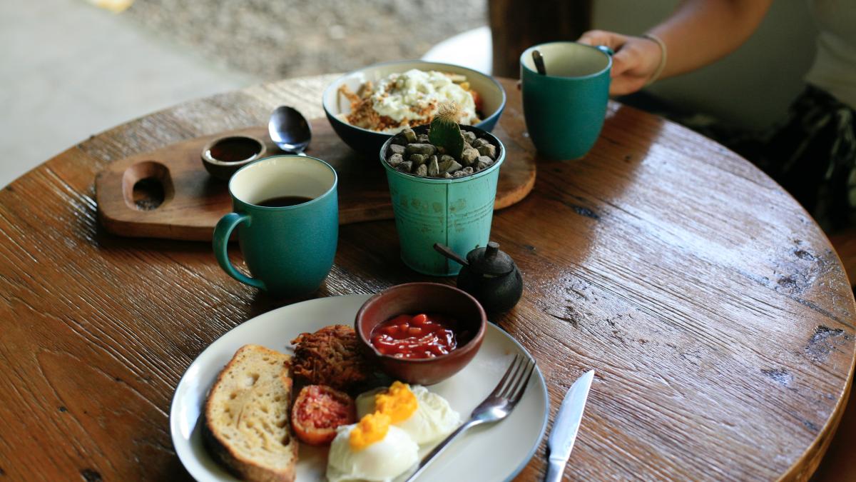 valentin_vasile_mic_dejun_sanatos_unsplash_49786500