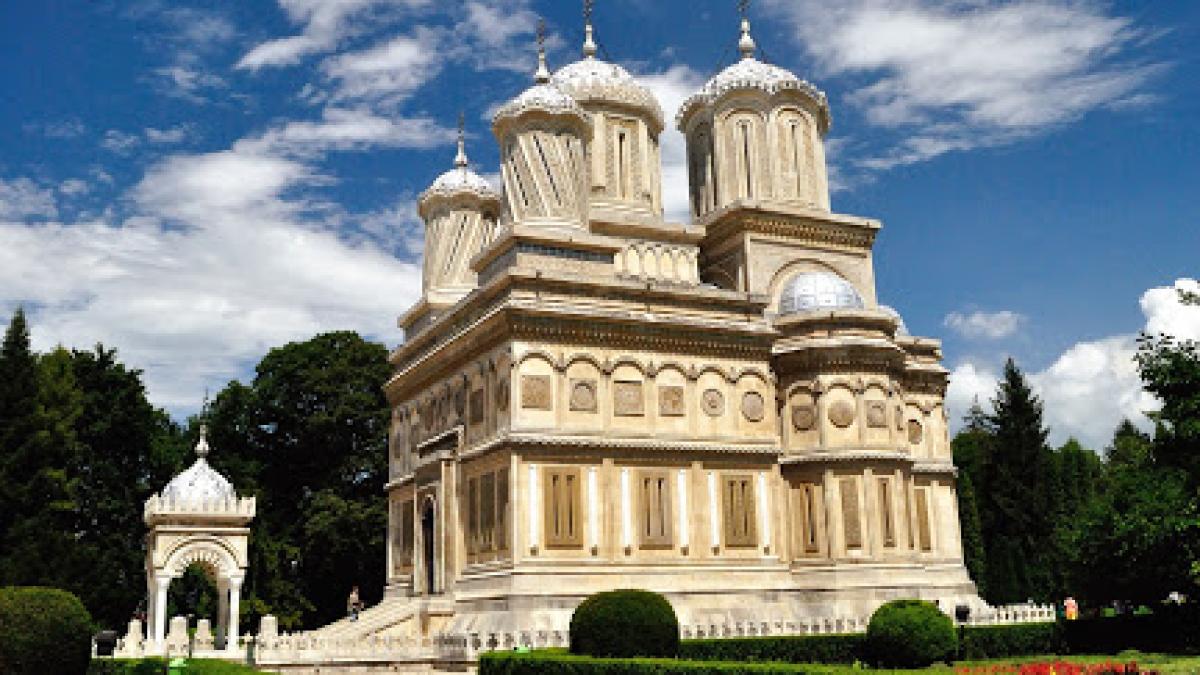 manastirea-curtea-de-arges_67564500