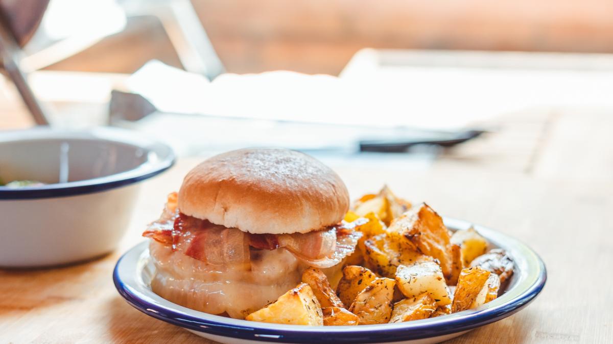 cartofi-taranesti-cu-ceapa--cum-se-prepara-reteta_95190200