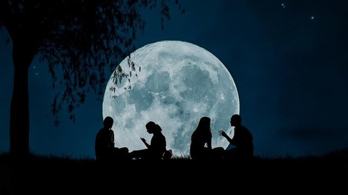 moon-2776955_640_66991100