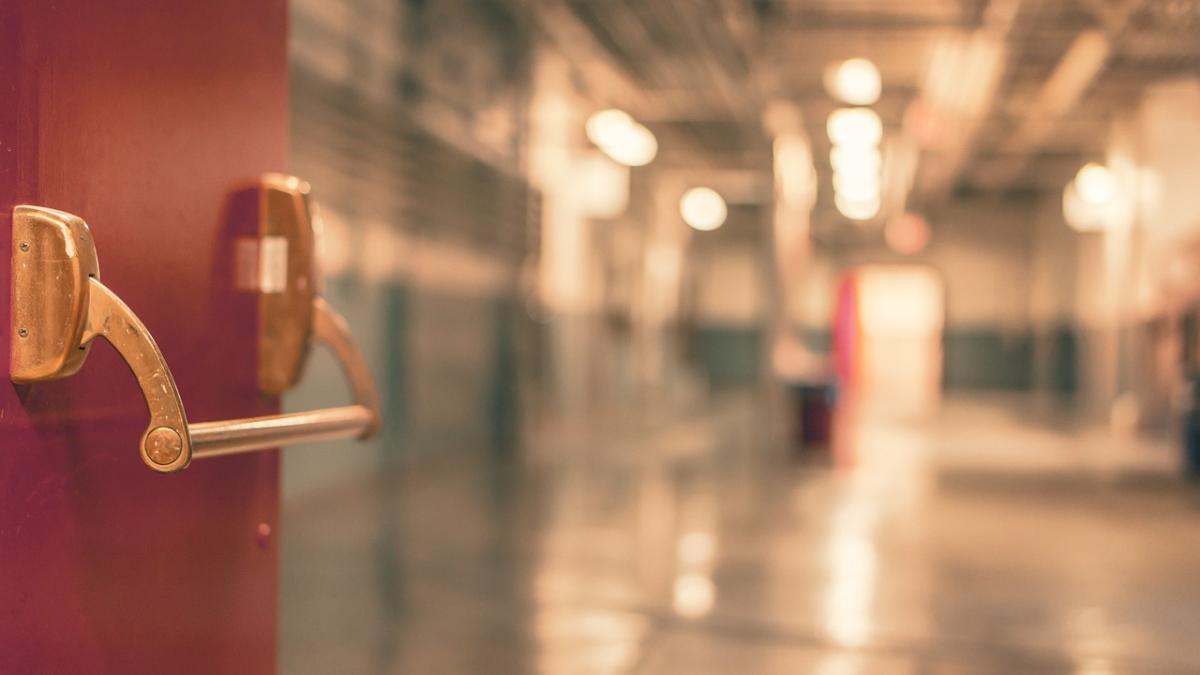 procurorii-cerceteaza-daca-pacientii-cu-covid-19-sunt-ucisi-in-sectia-ati-a-spitalului-judetean-din-sibiu_98717700