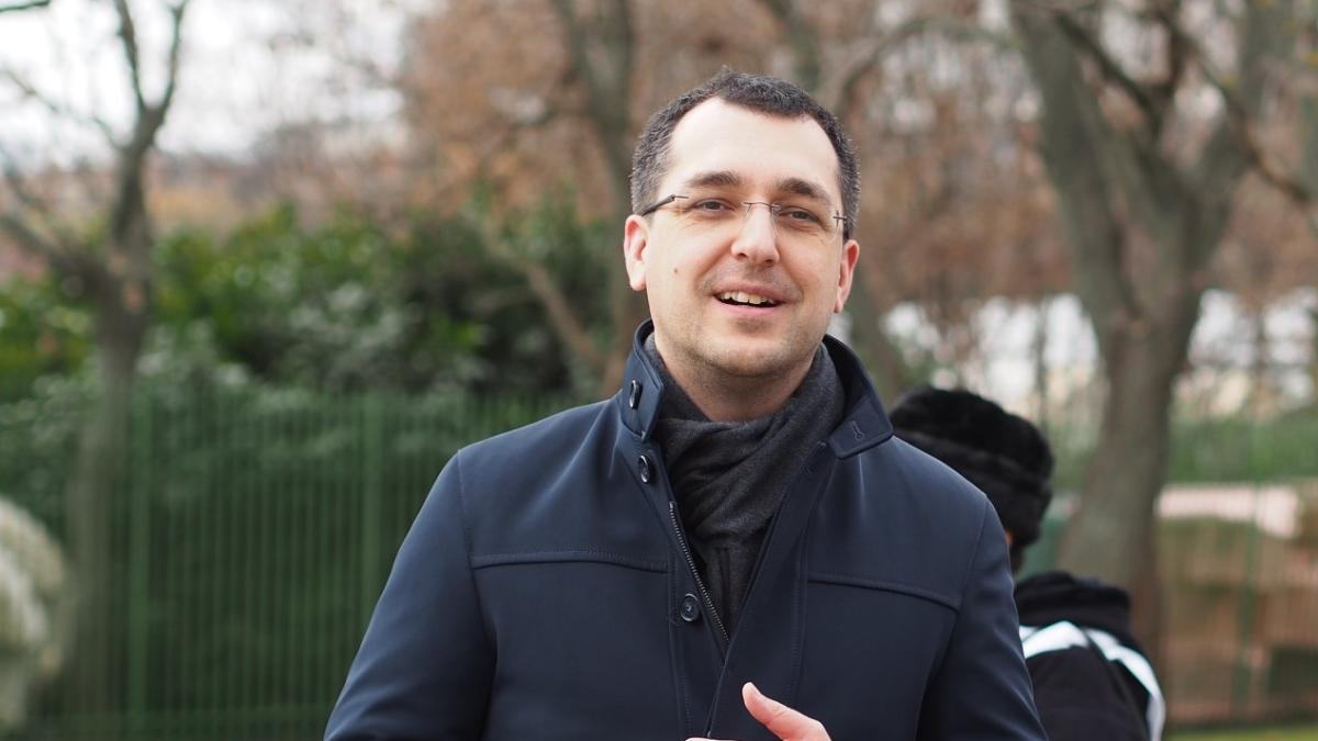 demitere-vlad-oiculescu--chirieac-sprijin-politic-international-puternic--este-fapta-penala_84785600