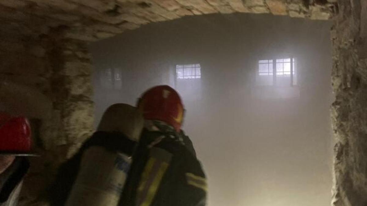 incendiu-la-colegiul-natprc-ccprc-a6ional-liviu-rebreanu-din-bistritprc-ccprc-a6a_14937600