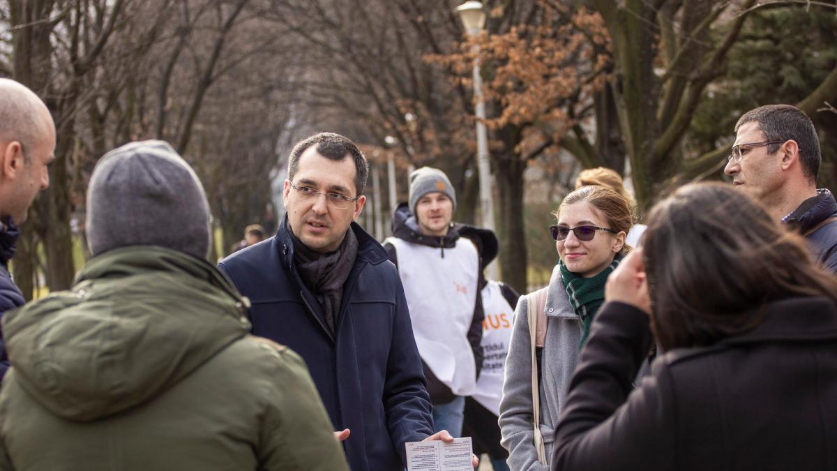 vlad_voiculescu_foto_ironie_rafila_delegare_atributii_19366900