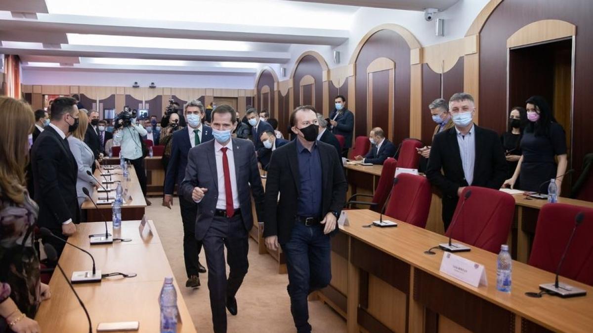 carnet-de-note-pentru-fiecare-ministru--citu-nu-exista-scuze-romanii-vor-vedea_34991900