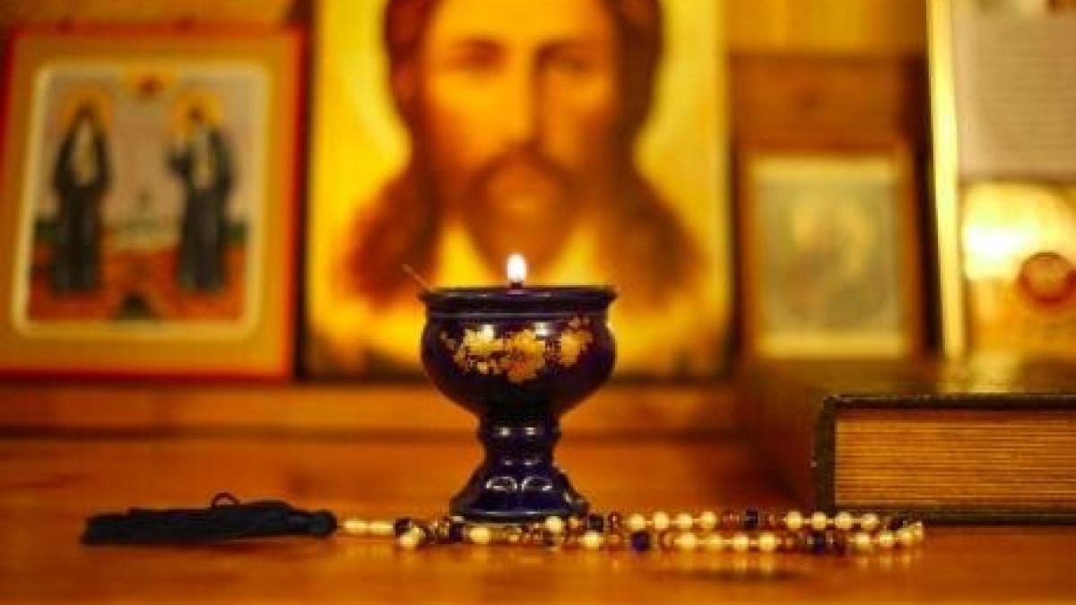 slujba_inviere_imbri_paste_pixabay_00578500