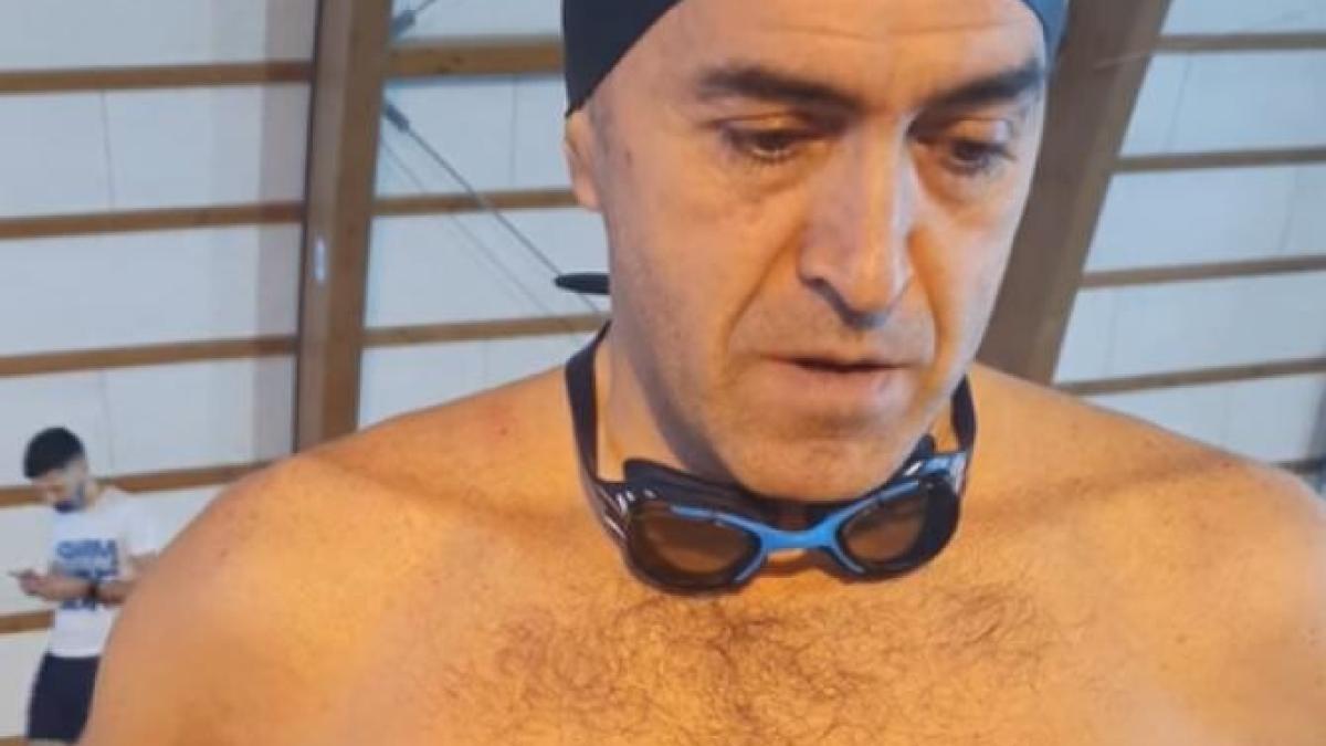 jandarmul-care-iprc-ccprc-82noataprc-ccprc-86-12-ore-pentru-a-sprc-ccprc-a7i-ajuta-un-coleg-iprc-ccprc-82n-suferintprc-ccprc-a7aprc-ccprc-86_72641600