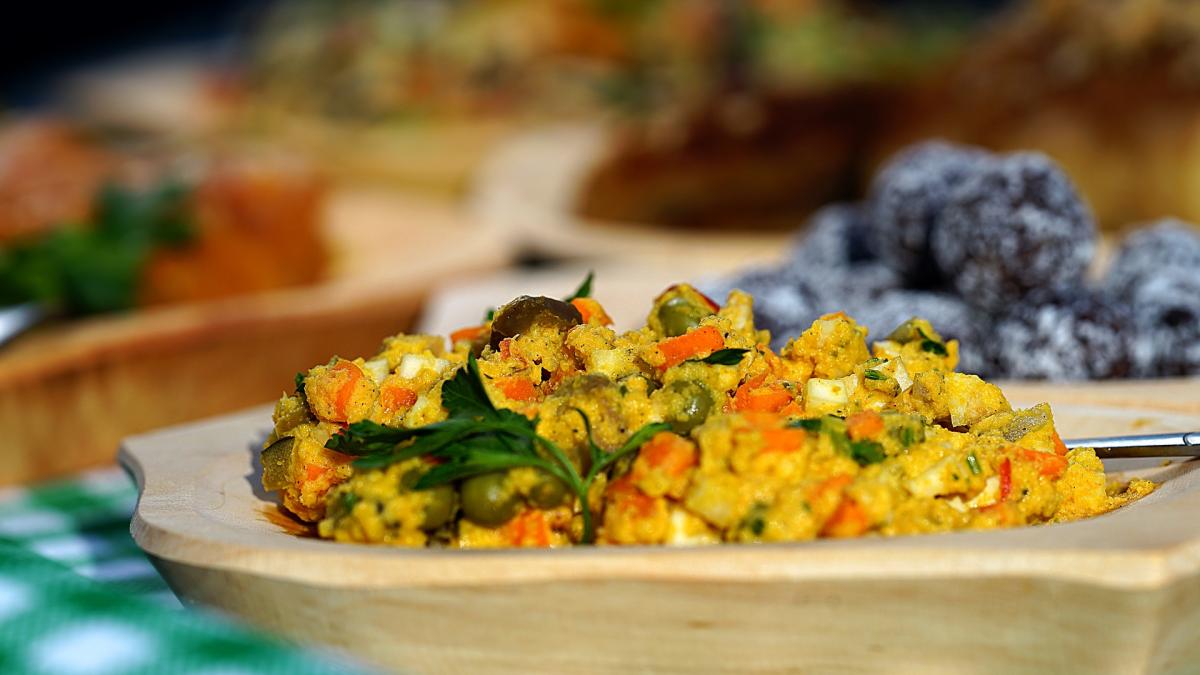 salata-de-boeuf-vegana--reteta--diana-bart-este-senzationala-cum-faci-maioneza-vegana_93693300