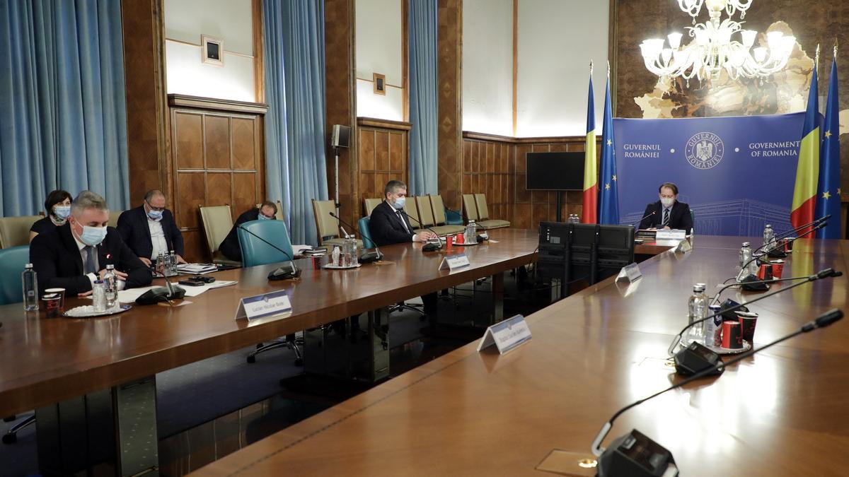 guvern-pnrr-bani-mos-craciun-usr-austrazi_48359000