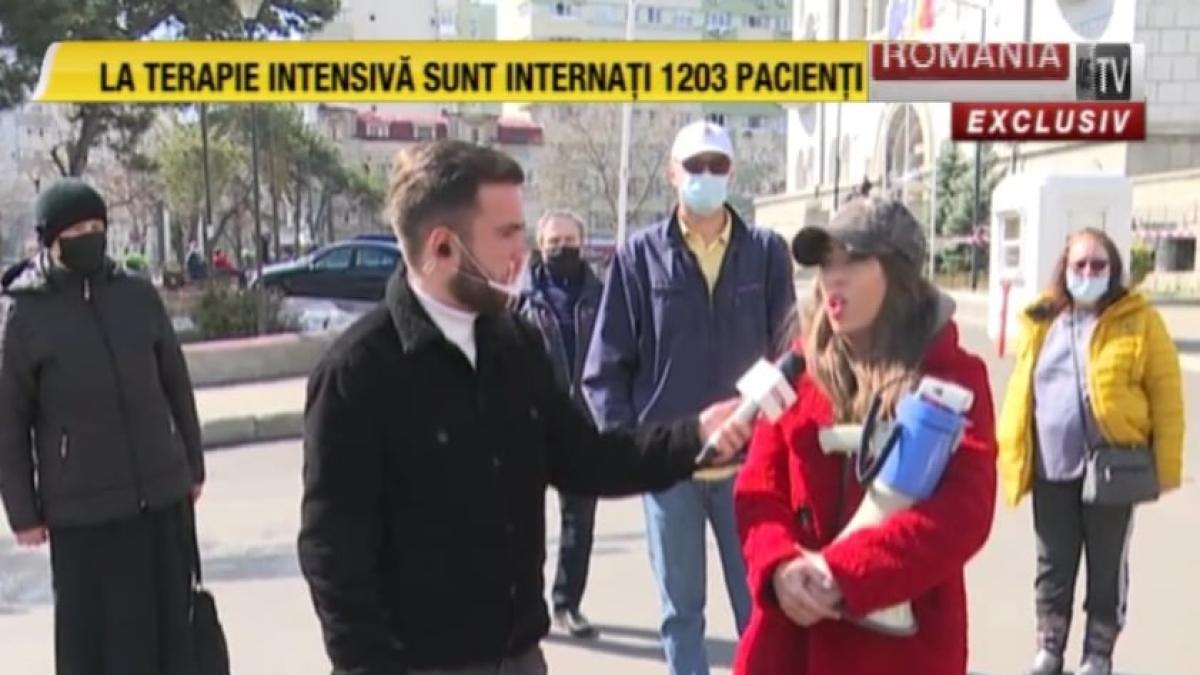 oana-lovin-protest-la-primarie_38939400