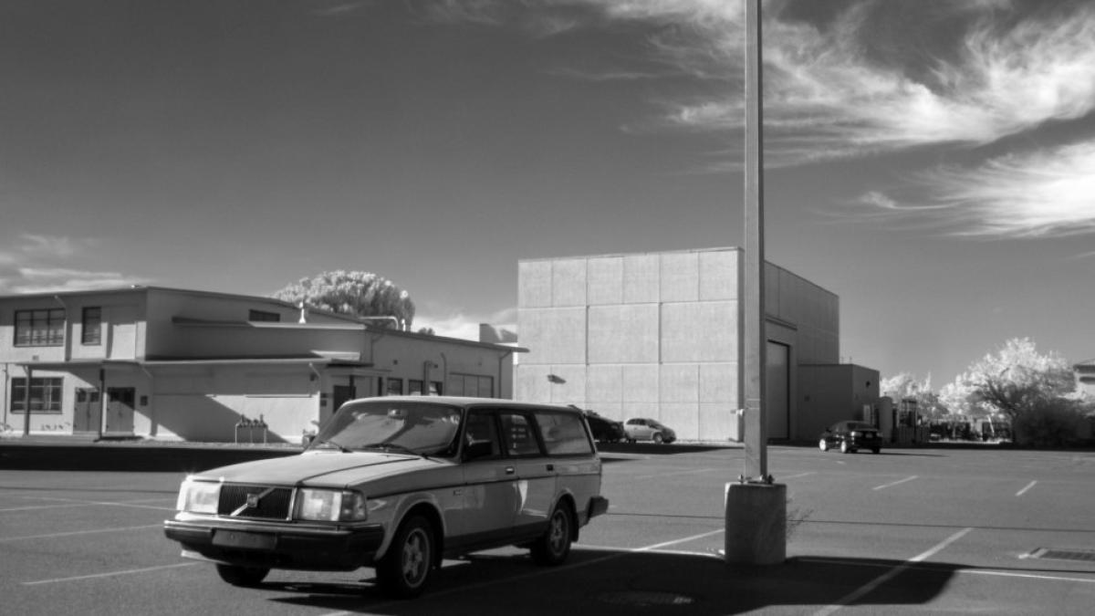 volvo_international_auto_accident_san_diego_40105400