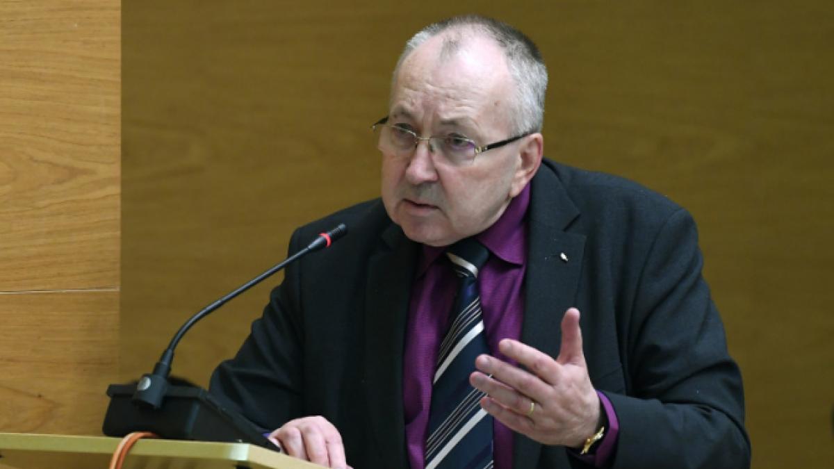 emilian_imbri_adina_alberts_97148300