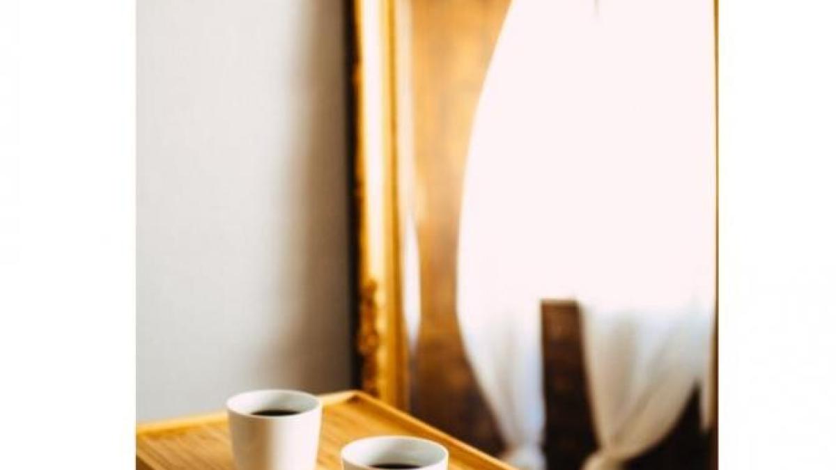 lidia_fecioru_oglinda_dormitor_foto_pexels_95939300