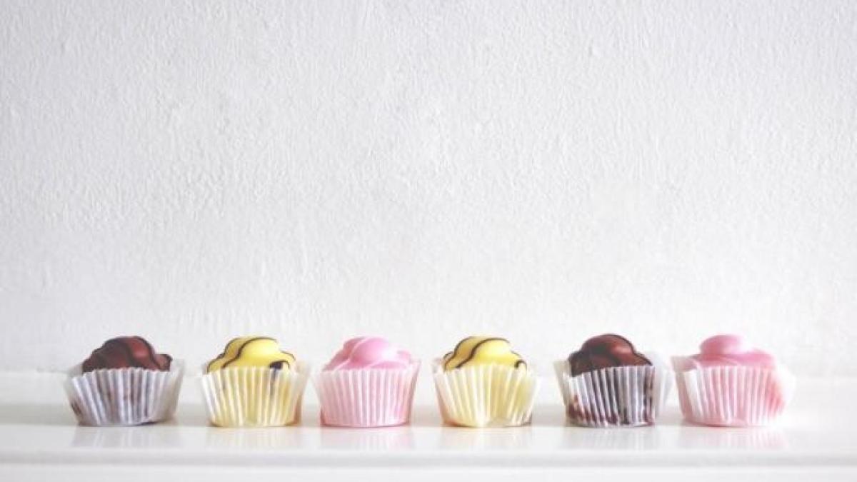 mihaela_bilic_medic_nutritionist_prajituri_mini_foto_pexels_15893800