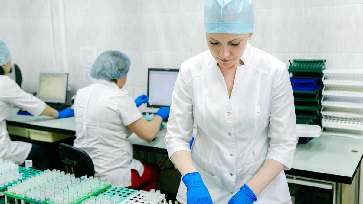 laborator---testare---medicina_33925100
