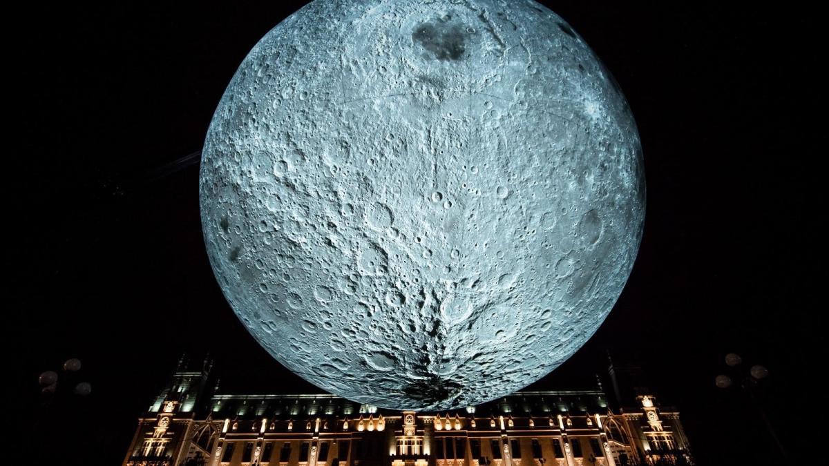 museum-of-the-moon---palas-iasi-01---sursa-vlad-carp_80371600