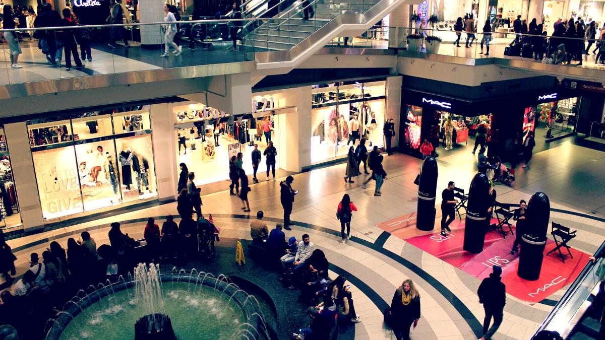 studiu-32prc--dintre-romani-nu-mai-frecventeaza-restaurantele-din-centrele-comerciale_47316200