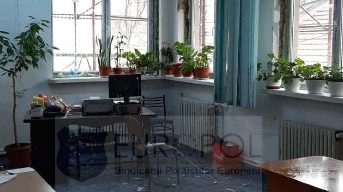 tavan_cazut_ipj_botosani_fb_europol_65074800