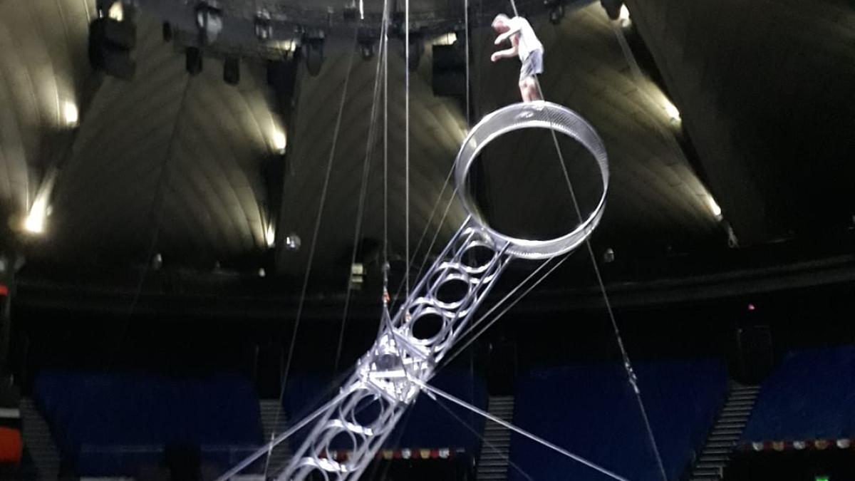 alex-erlich-roata-mortii_22799200