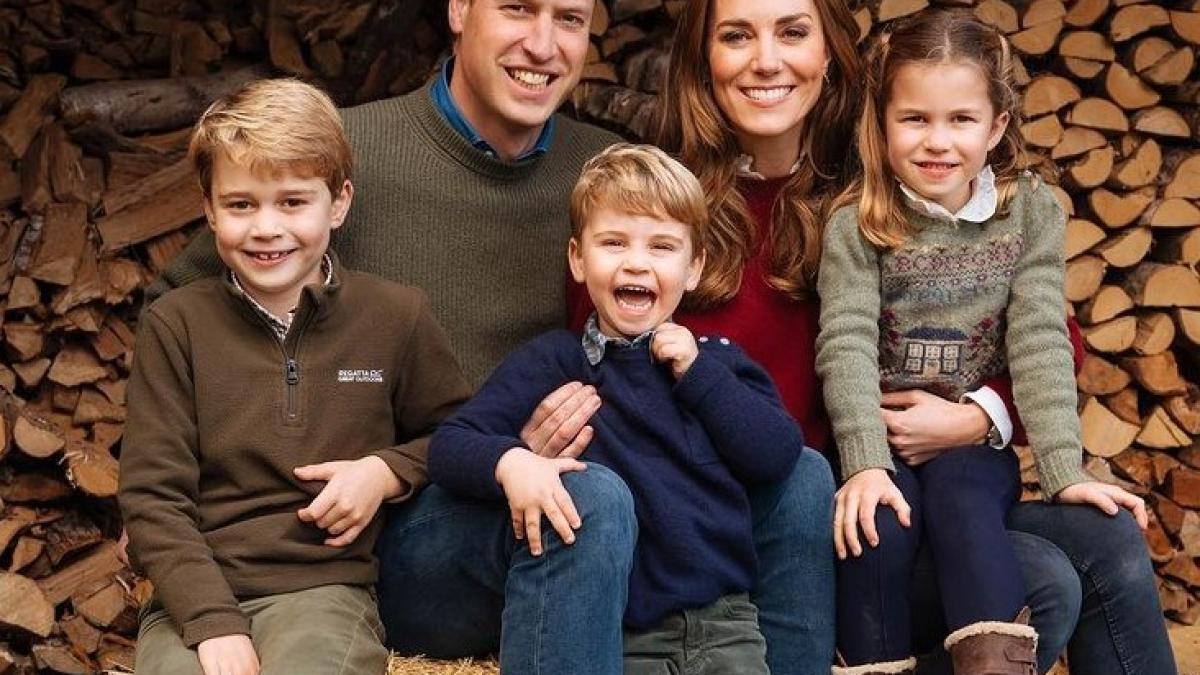 printesa-charlotte--mesaj-neasteptat-pentru-printesa-diana--ce-i-a-putut-scrie-bunicii-ei-pe-care-nici-nu-a-cunoscut-o_43259200