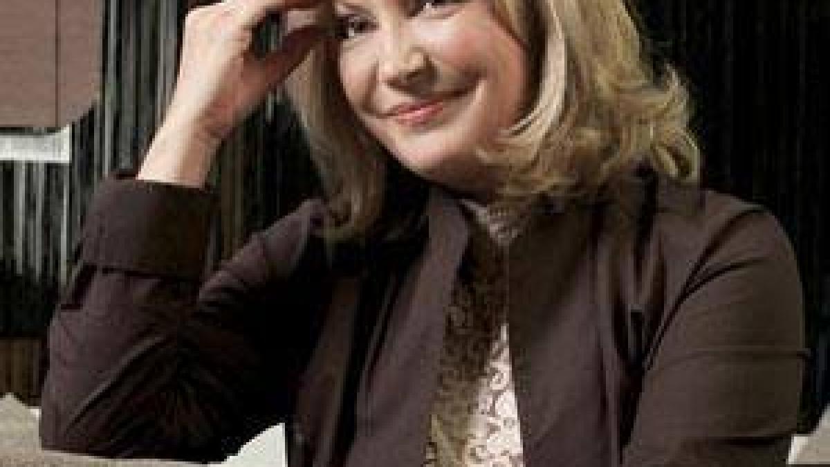 tora-vasilescu-face-praf-pe-vedetele-din-showbiz-ma-uit-cu-tristete-la-televizor--nu-are-lumea-curaj-sa-le-spuna--sunt-mutanti_63376300