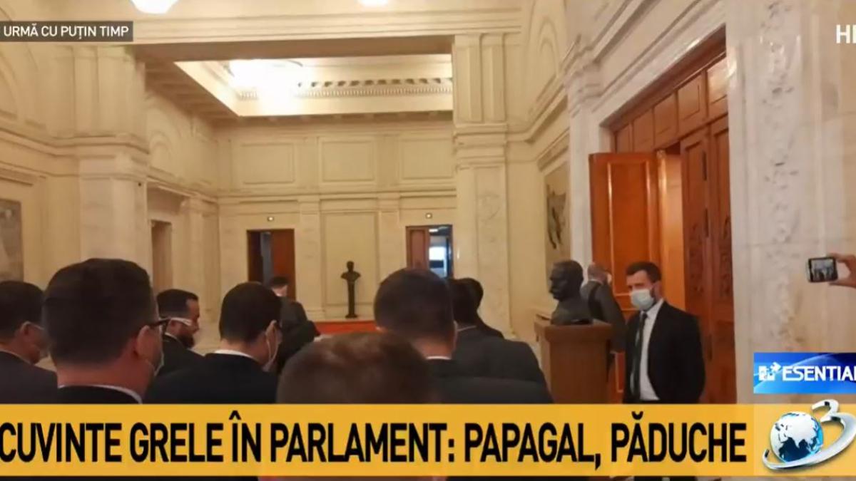 desfiintare-siij-scandal-parlament_90004000
