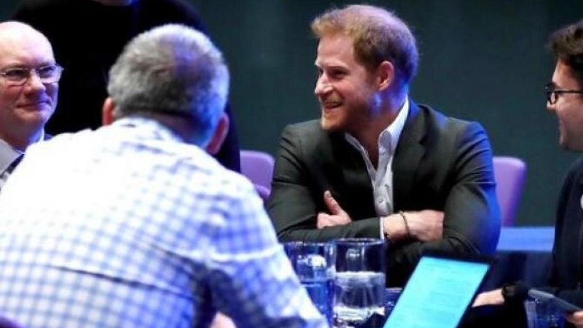 printul-harry-angajat_67634100