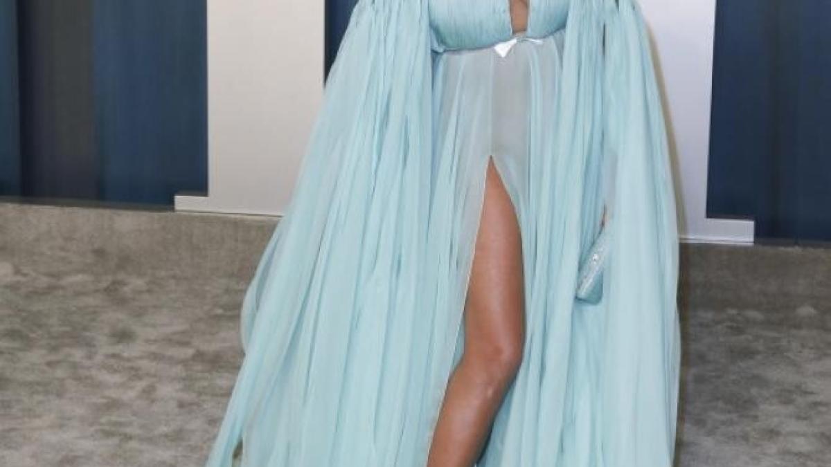 modelul-chrissy-teigen-paraseste-twitter-din-cauza-hartuirilor-online---video_01096300