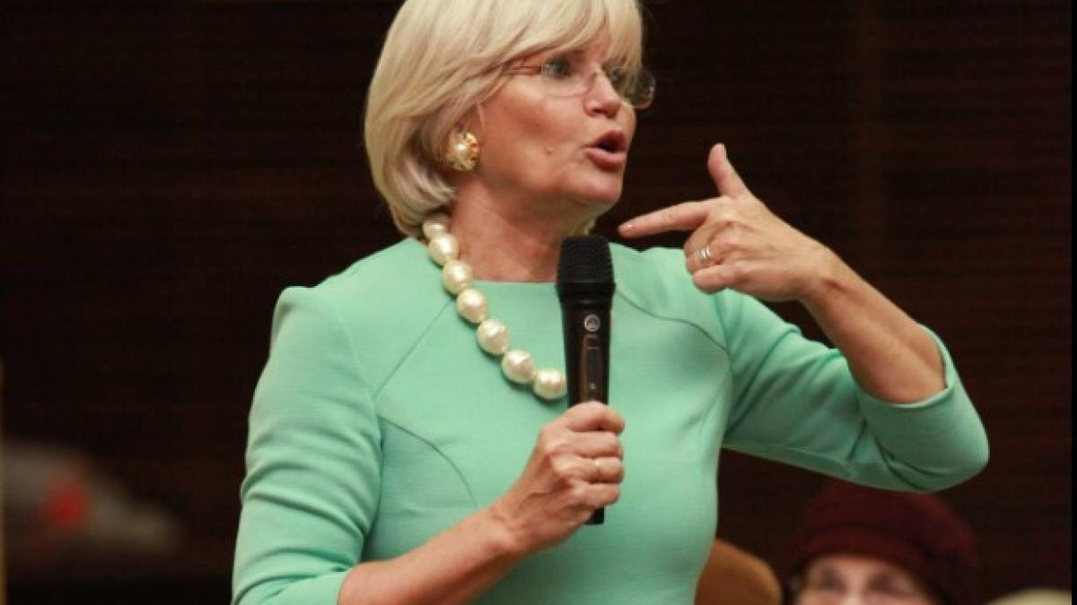 monica-tatoiu--tentativa-de-suicid--anuntul-care-a-surprins-showbiz-ul--trebuie-sa-jertfesti-ceva_72060800