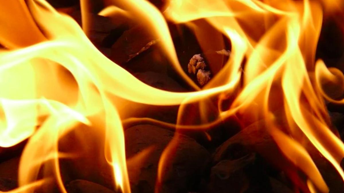 incendiu_apartament_international_franta_pxb_06072100