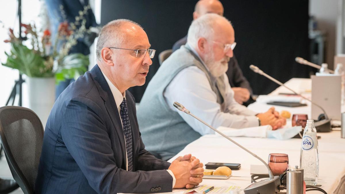 sergei-stanishev-foto-facebook-dcnews-interviu-pnrr-economie-criza_35796000