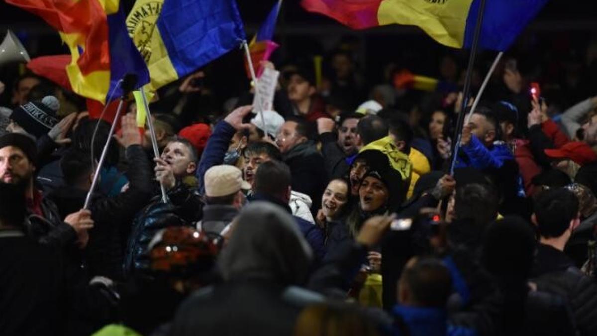 proteste-2018-vs--proteste-2021--paralelaprc-ccprc-86-faprc-ccprc-86cutaprc-ccprc-86-de-mugur-ciuvicaprc-ccprc-86_53471700